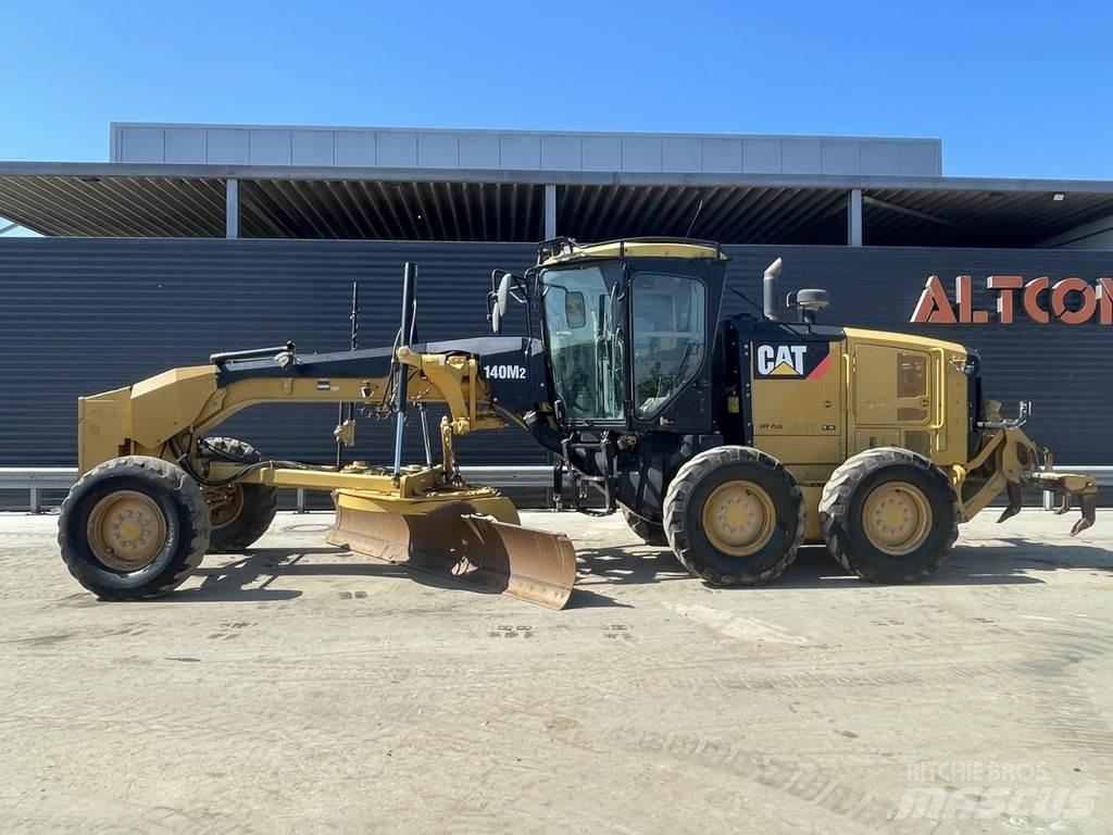 CAT 140 M2 Sortiermaschinen
