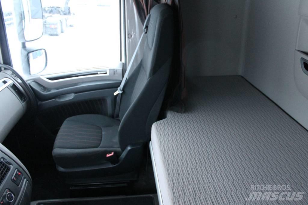 DAF XF530 6X4 FTT Sattelzugmaschinen