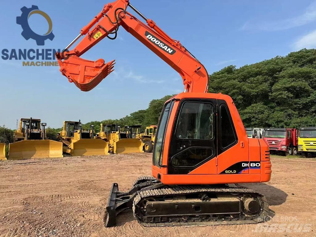 Doosan DH 80 Raupenbagger