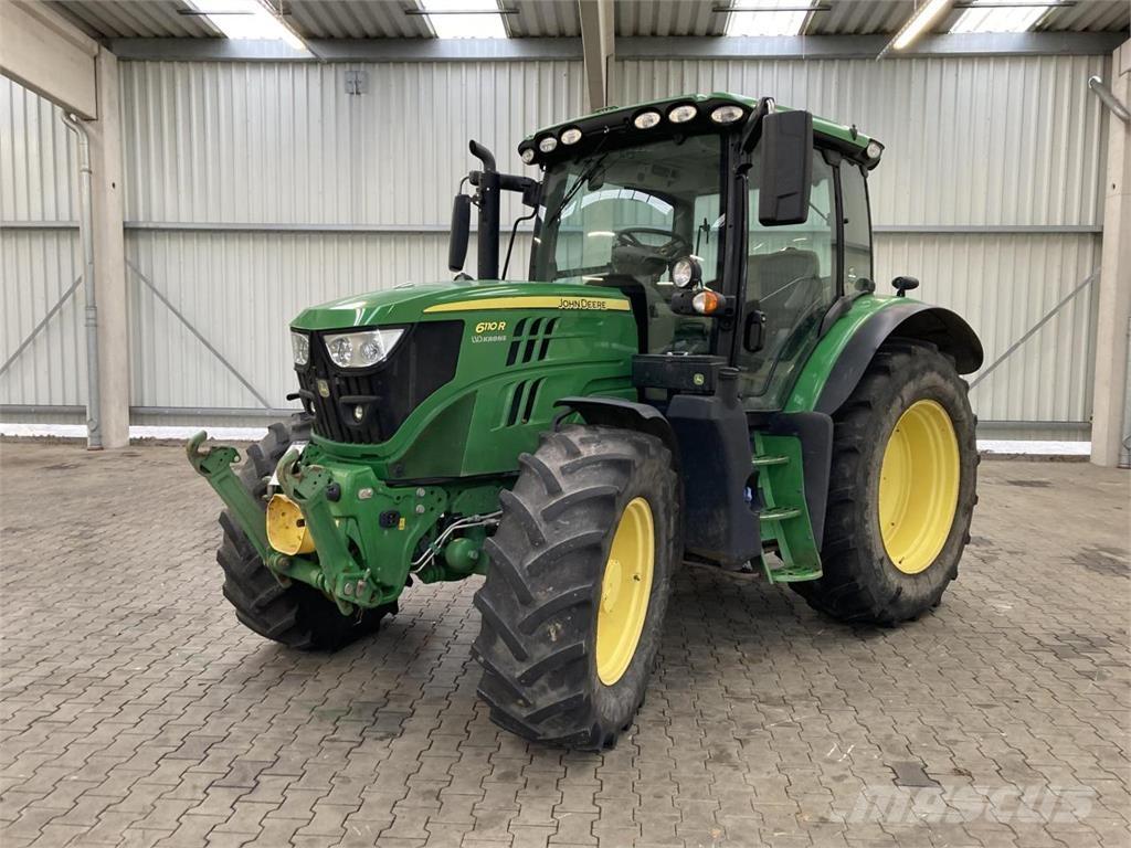 John Deere 6110R Traktoren