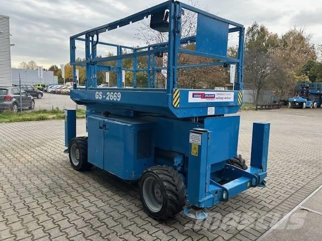 Genie GS 2669 RT Scheren-Arbeitsbühnen