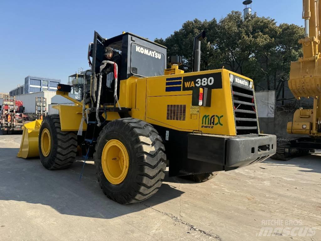 Komatsu WA380-6 Radlader