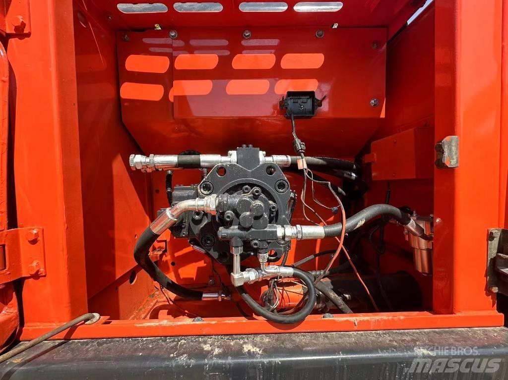 Doosan DX 225 LC-9 Raupenbagger