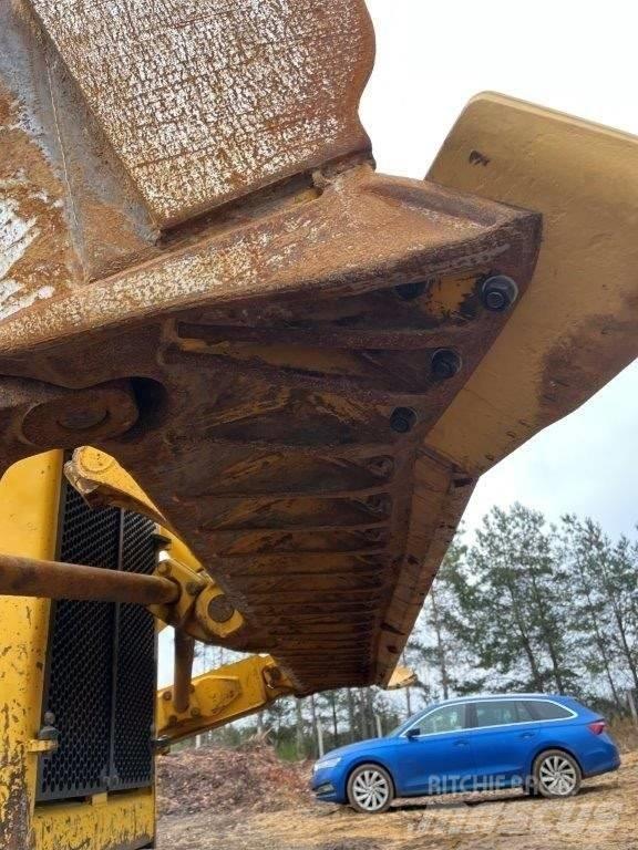 Komatsu D85EX-18 Bulldozer