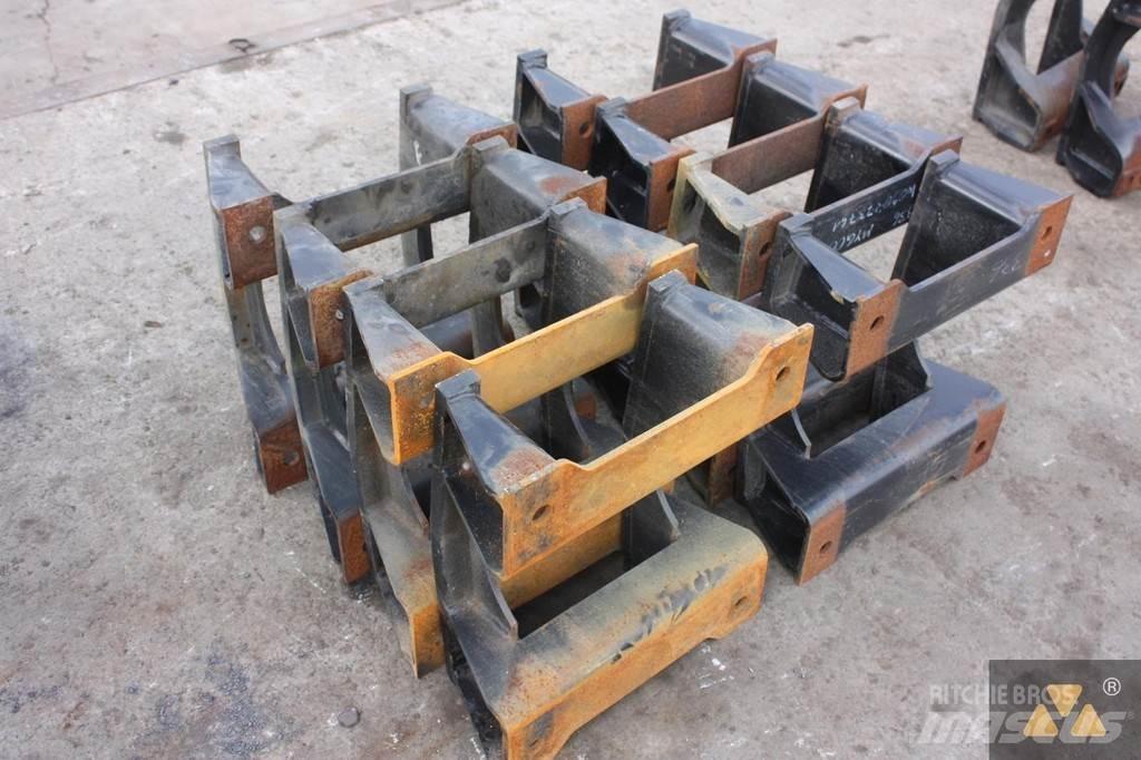 CAT Trackguards Chassis