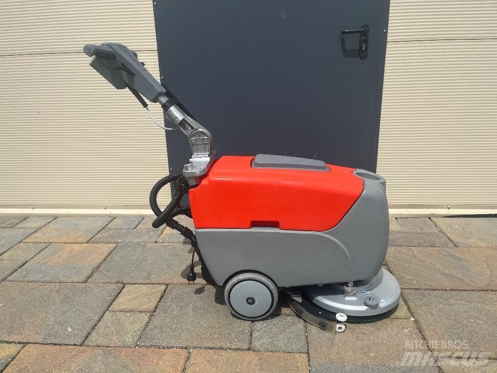 Hako B12 Schrubtrockner