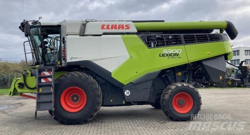 CLAAS LEXION 5300 Mähdrescher
