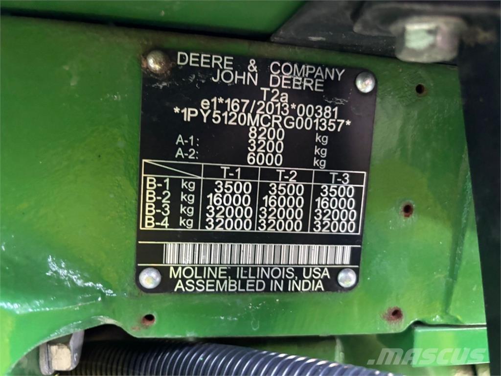 John Deere 5120M Traktoren