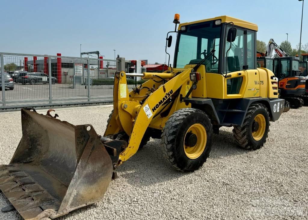 Komatsu WA 75 Radlader