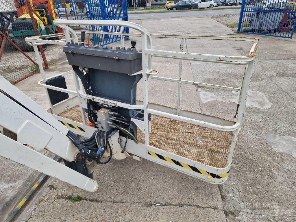 JLG 860 SJ Teleskopbühnen