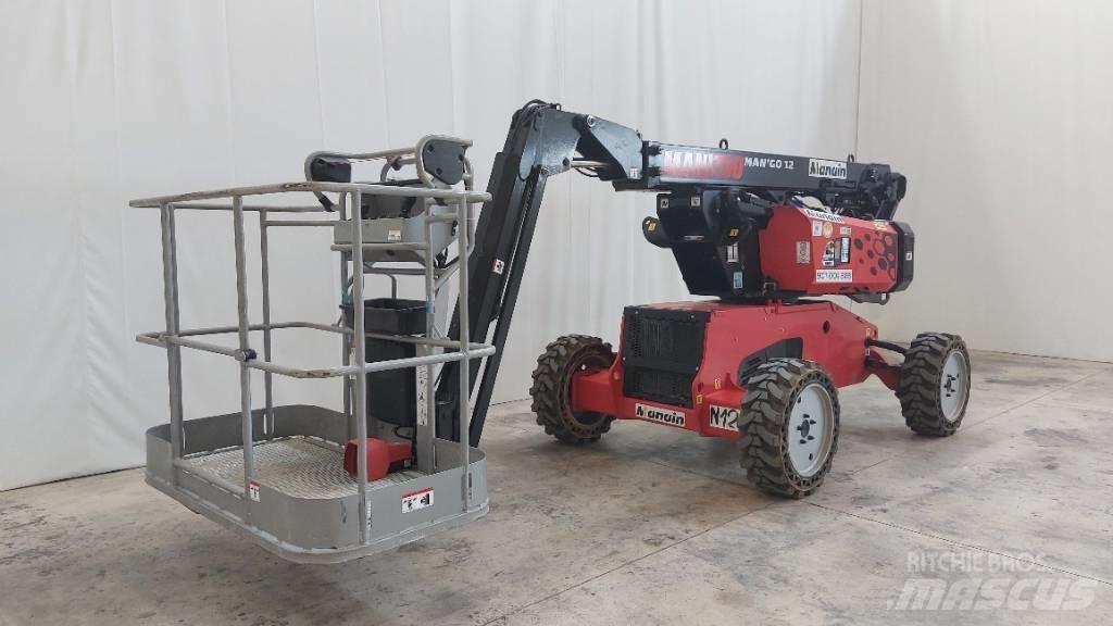 Manitou ManGo 12 Gelenkteleskoparbeitsbühnen
