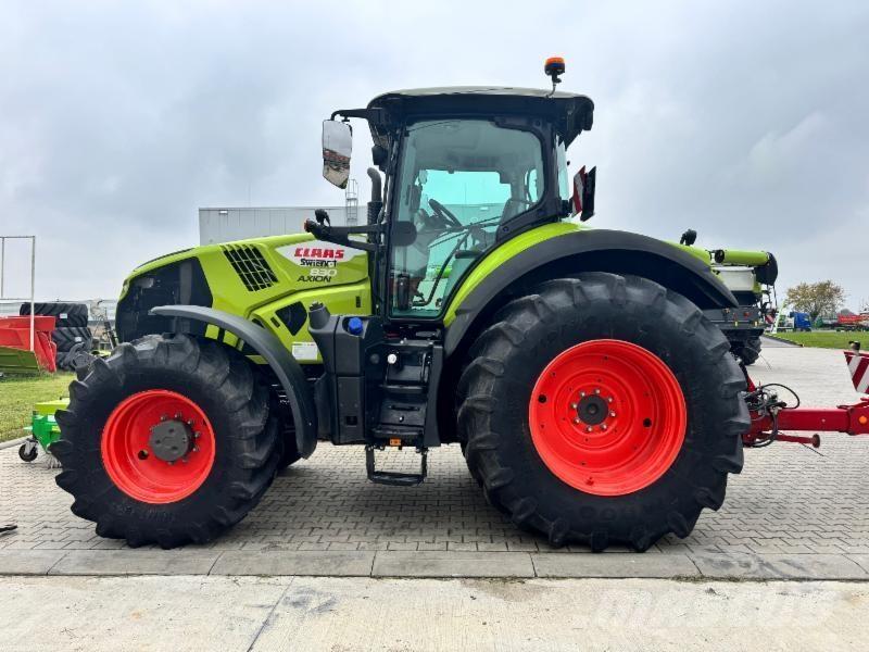 CLAAS AXION 830 Traktoren