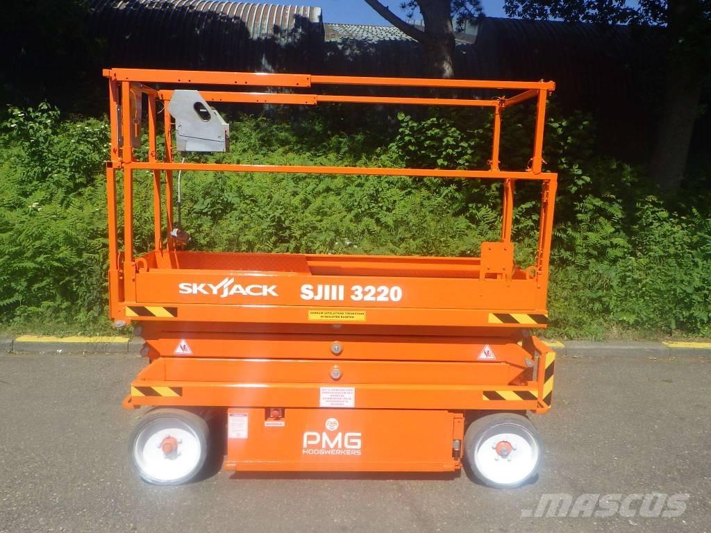 SkyJack SJ3220 Scheren-Arbeitsbühnen
