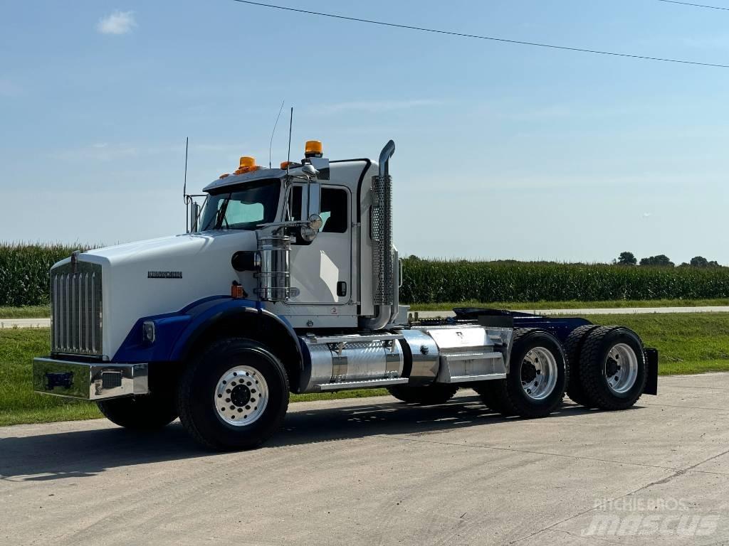 Kenworth T 800 Sattelzugmaschinen