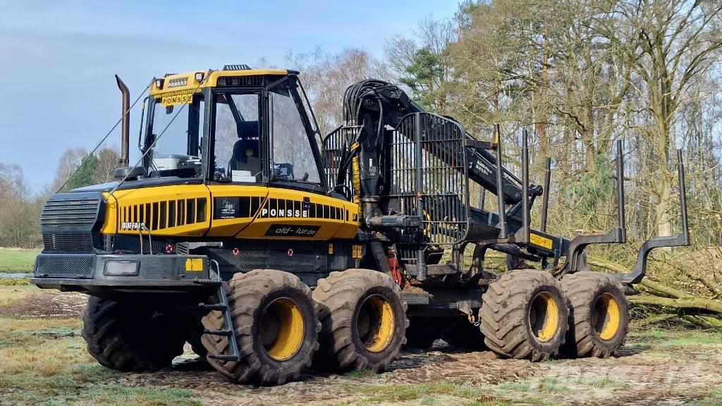 Ponsse Buffalo 8W Forwarder