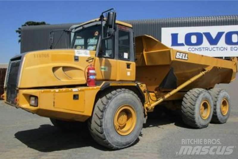 Bell B30D Dumper - Knickgelenk