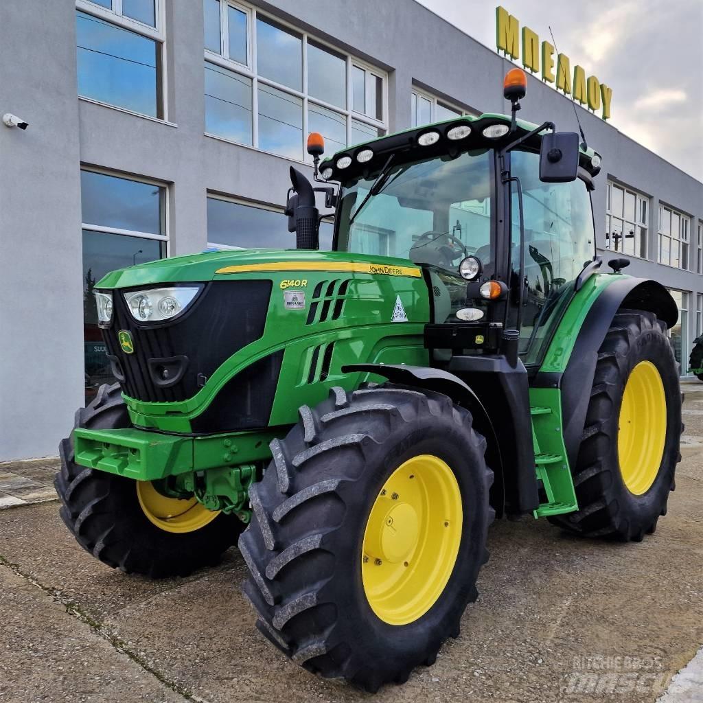 John Deere 6140 R Traktoren