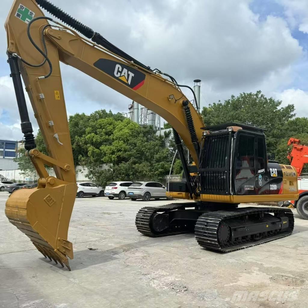 CAT 320D2 Raupenbagger