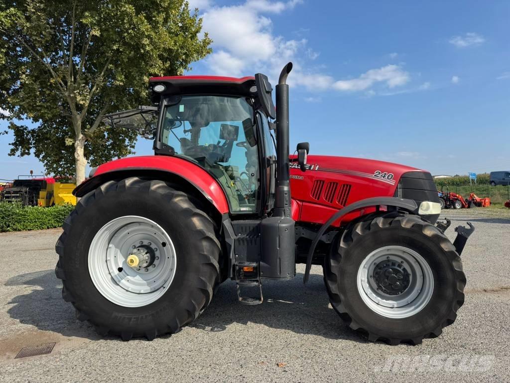 Case IH Puma 240 CVX Traktoren
