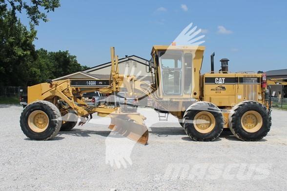 CAT 140H Grader