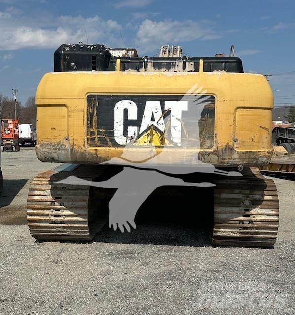 CAT 330D Raupenbagger