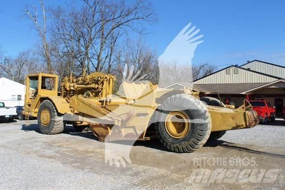 CAT 621F Schaber