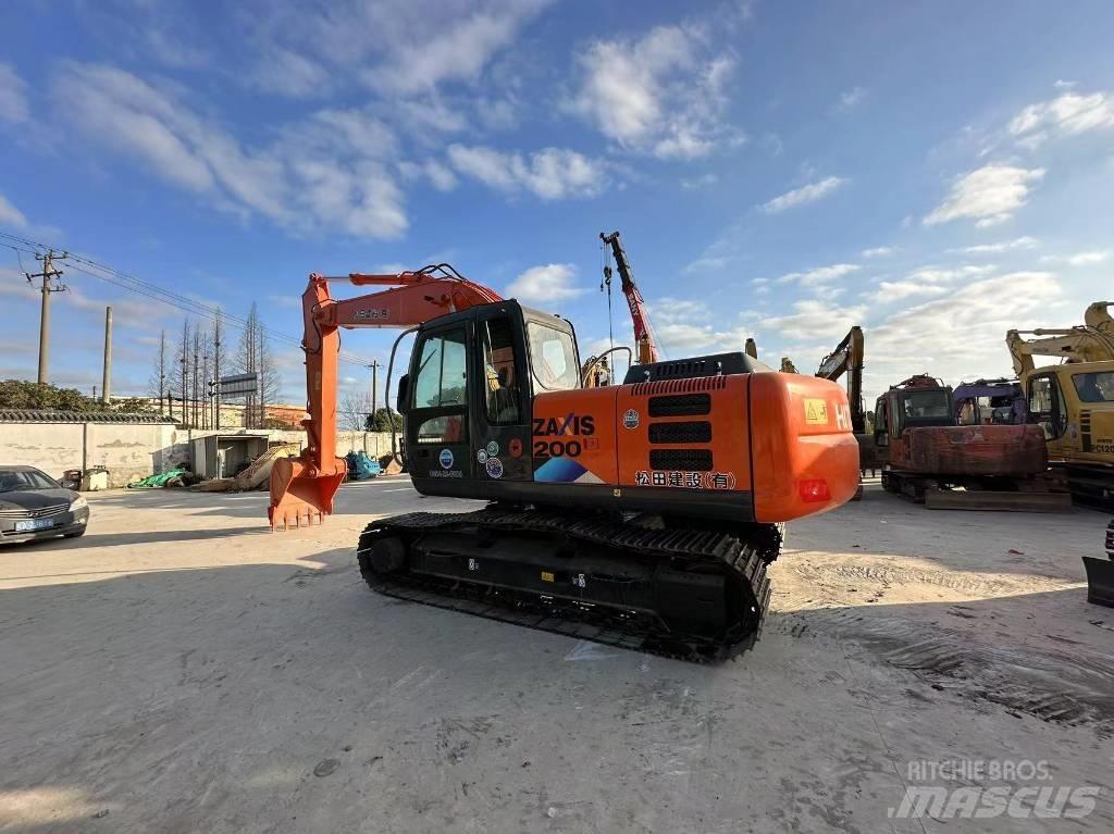 Hitachi ZX 200 Minibagger < 7t