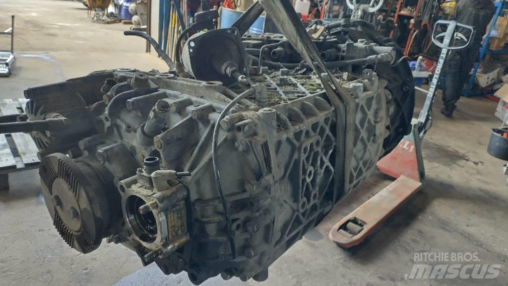 ZF 16s221 vaihteisto Getriebe