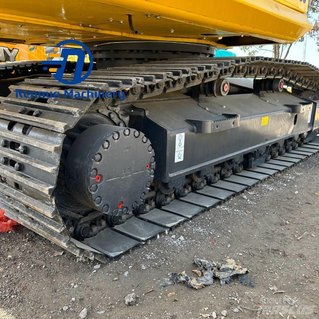 Komatsu PC200-8 Raupenbagger