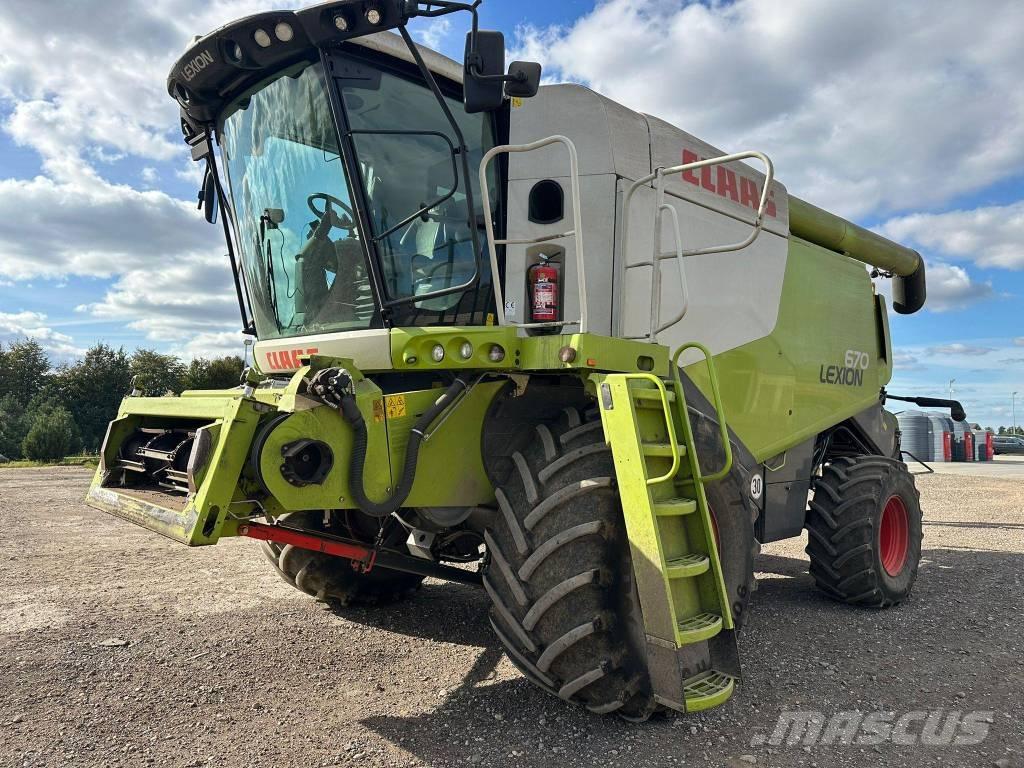 CLAAS Lexion 670 Mähdrescher