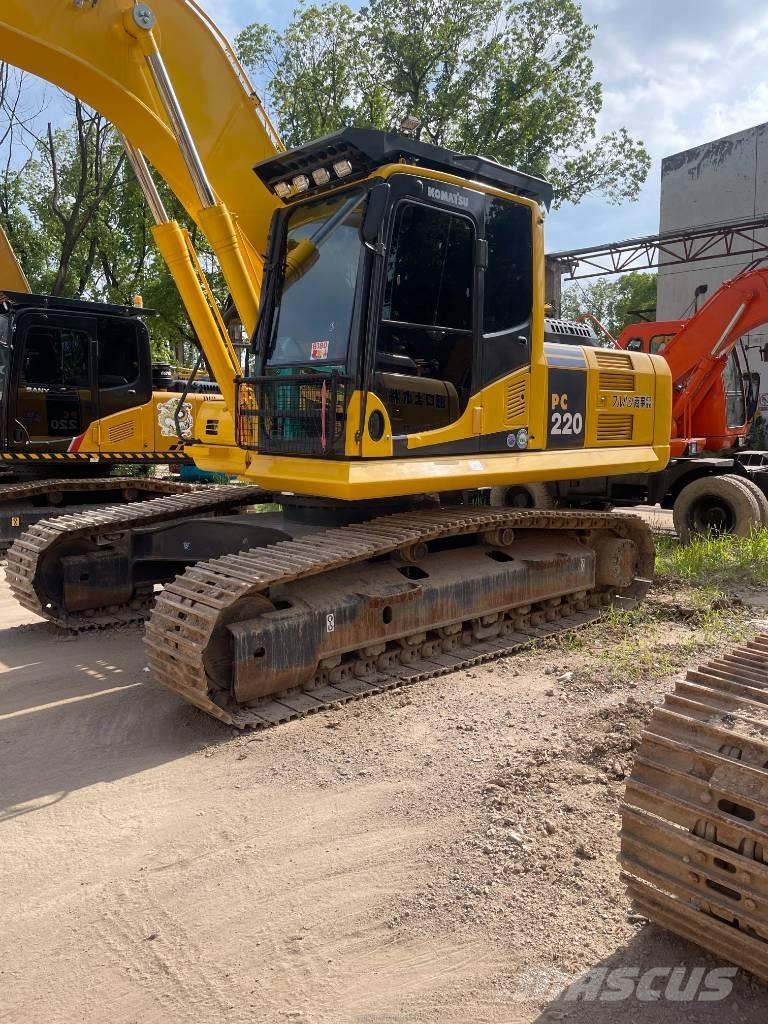 Komatsu PC 220-8 Raupenbagger