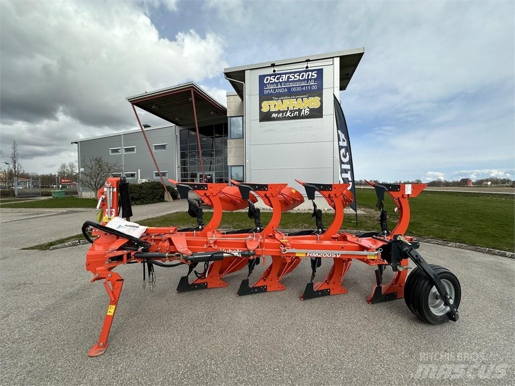 Kubota RM2005V Wendepflüge