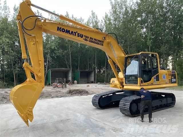 Komatsu PC200-8 Raupenbagger