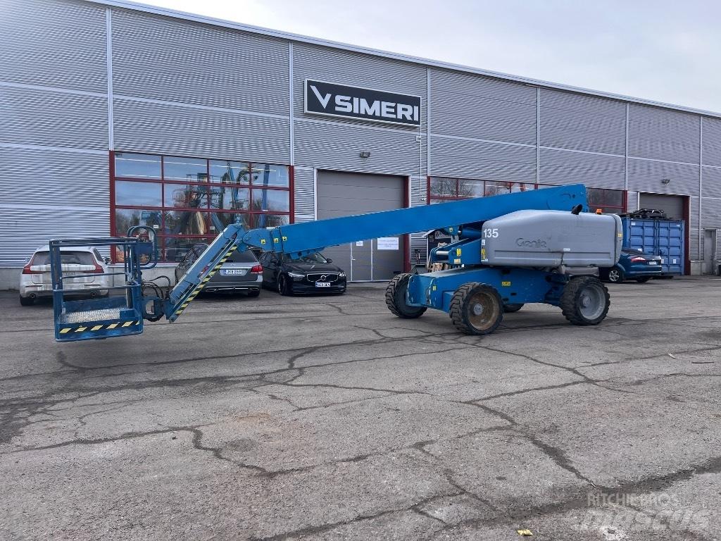 Genie s 65 Gelenkteleskoparbeitsbühnen