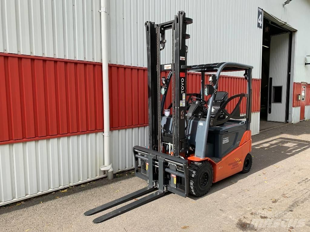 Toyota 8 FB MKT 25 Elektrische heftrucks