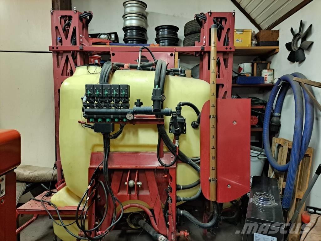 Hardi Master 1200 Anbauspritzen