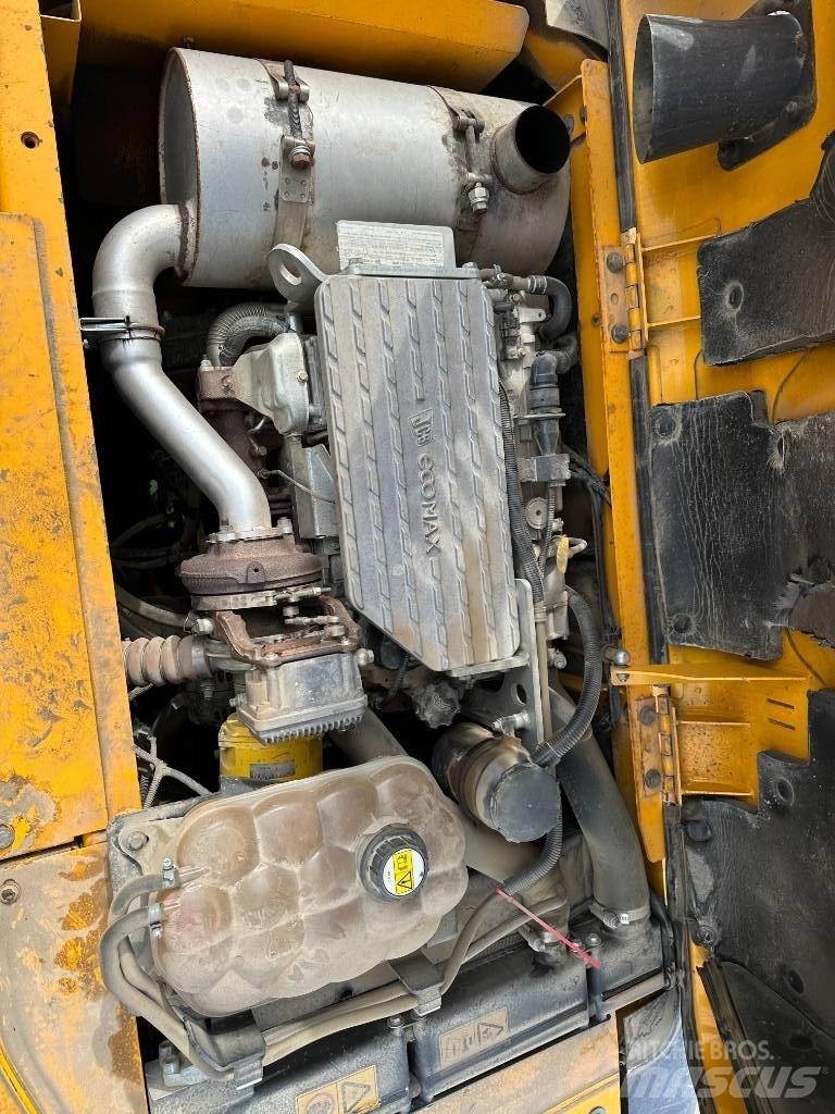 JCB JS 130 LC Raupenbagger