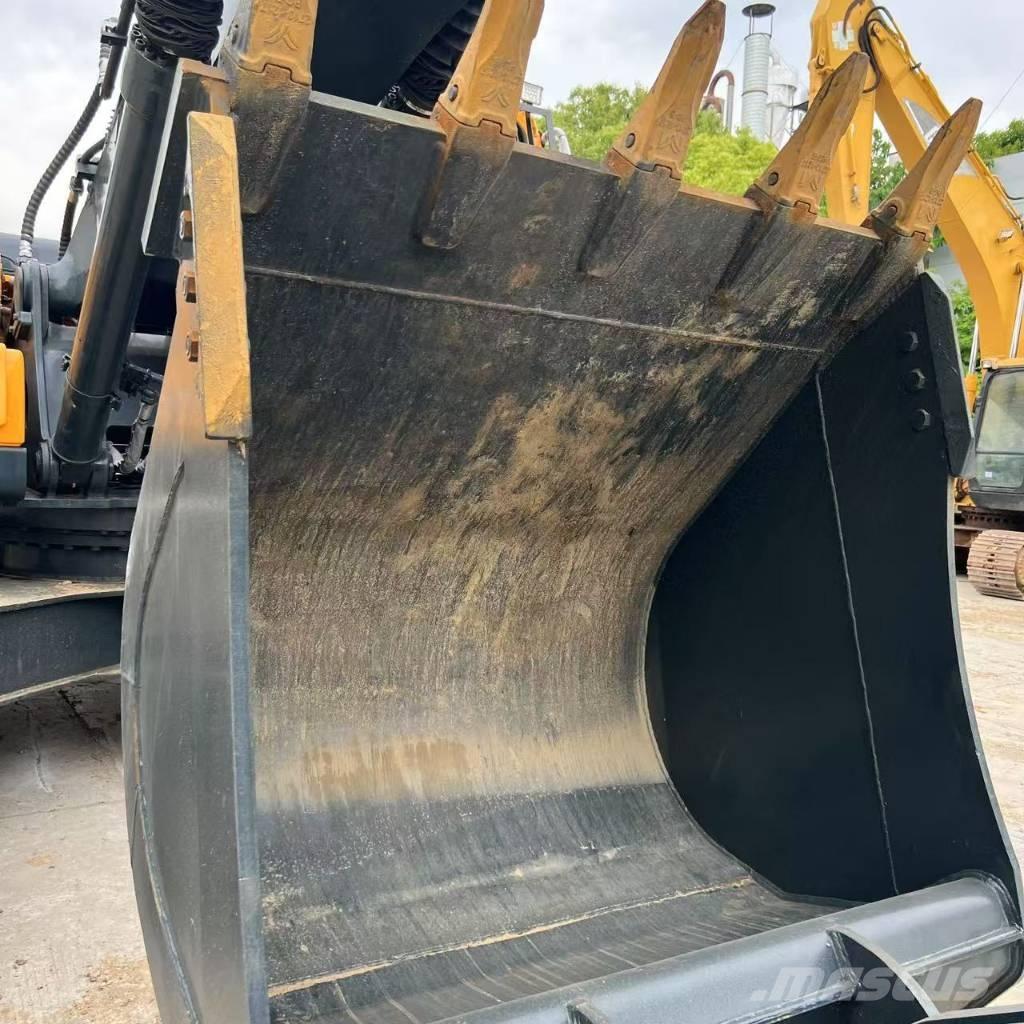 Hyundai R330LC-9T Raupenbagger