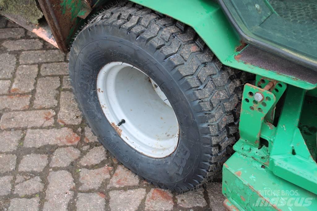 Ransomes Terrax Reitermäher