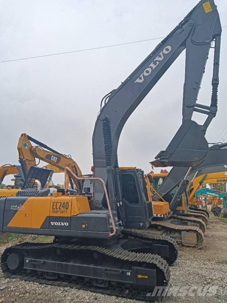 Volvo EC 240 Raupenbagger