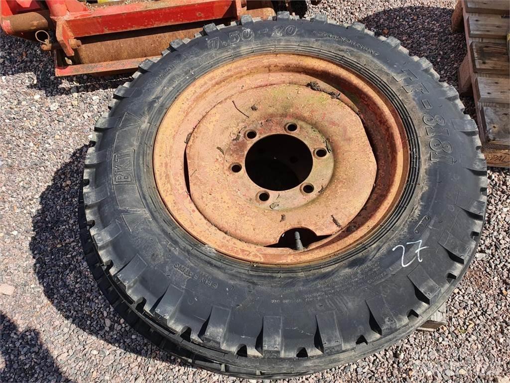 BKT 7.5-20 Reifen