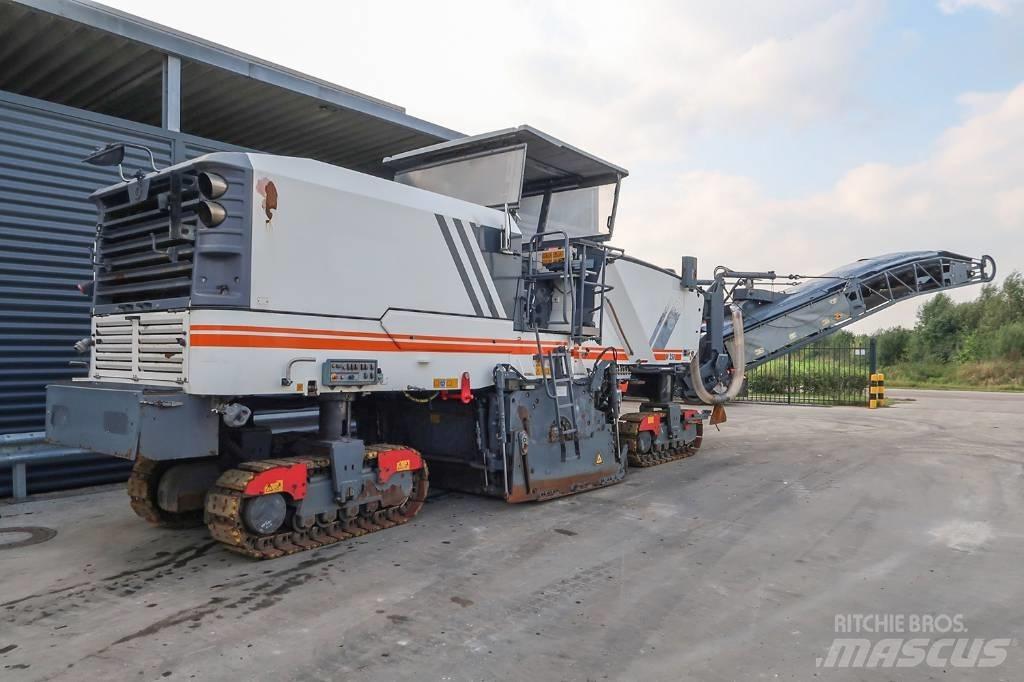 Wirtgen W 250 Asphaltfräsen