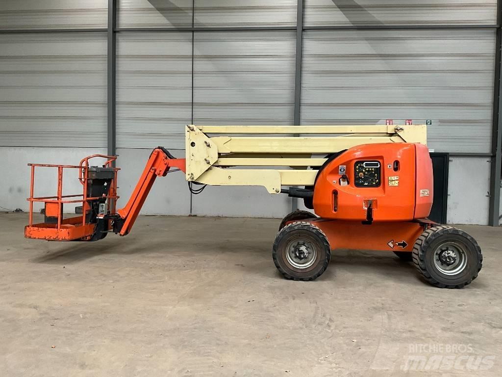 JLG 450 AJ Gelenkteleskoparbeitsbühnen