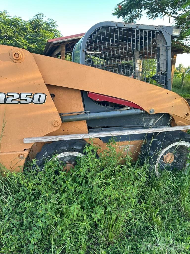 CASE SR 250 Kompaktlader