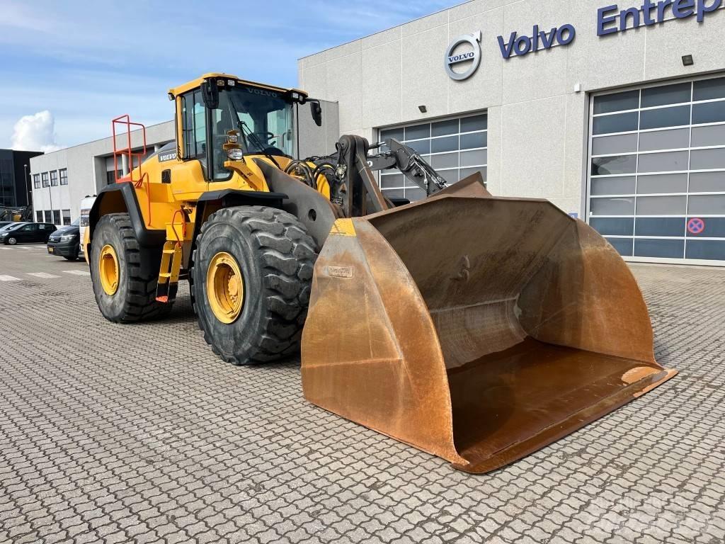 Volvo L220H Radlader