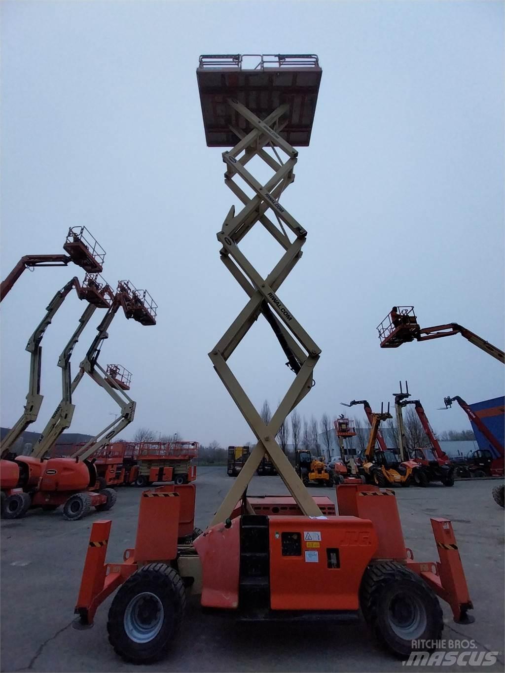 JLG 4394RT Scheren-Arbeitsbühnen
