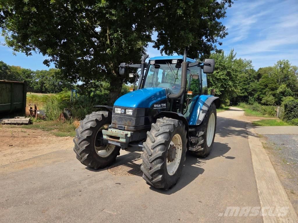 New Holland TS 115 Traktoren