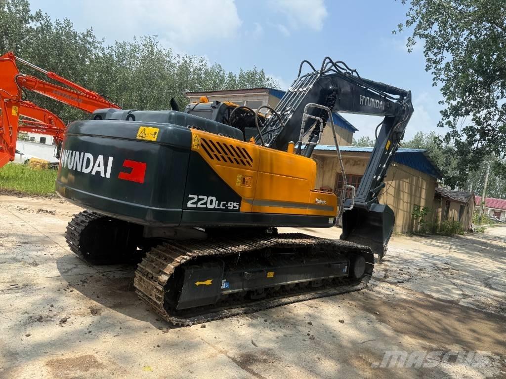 Hyundai R220LC-9S Raupenbagger