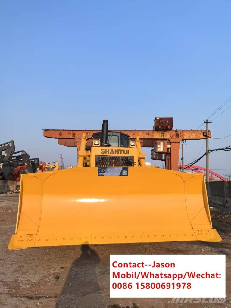 Shantui SD 32 Bulldozer