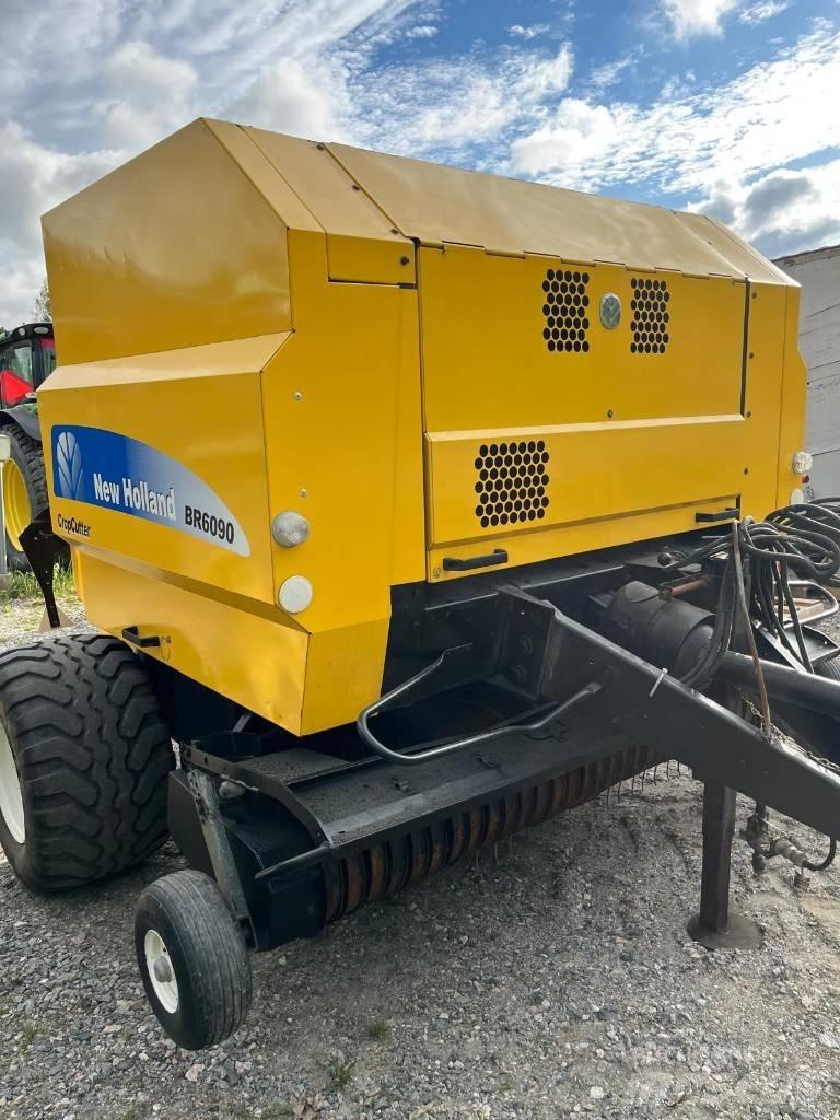 New Holland BR 6090 Rundballenpressen